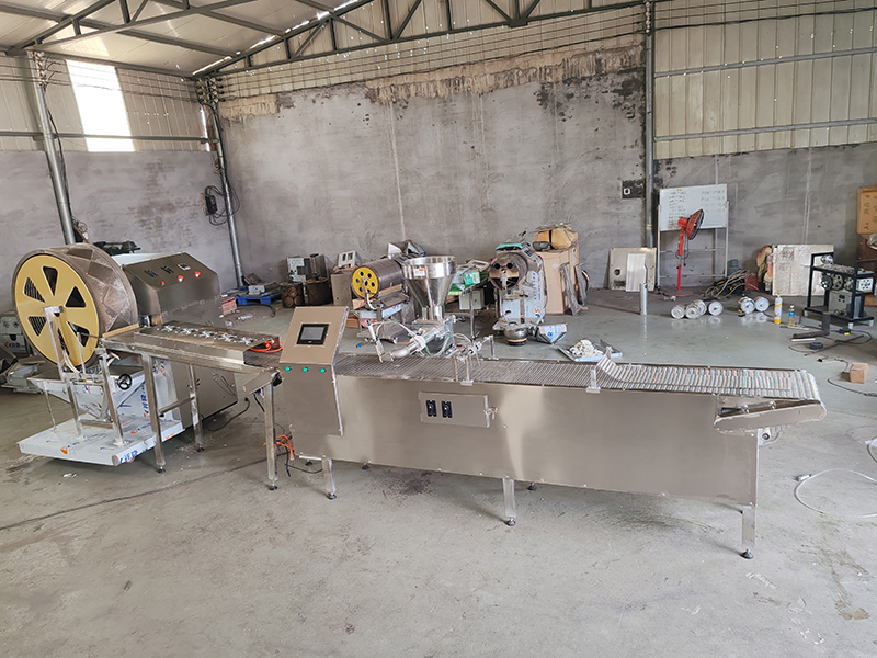 Spring roll maker machine Spring roll maker machine